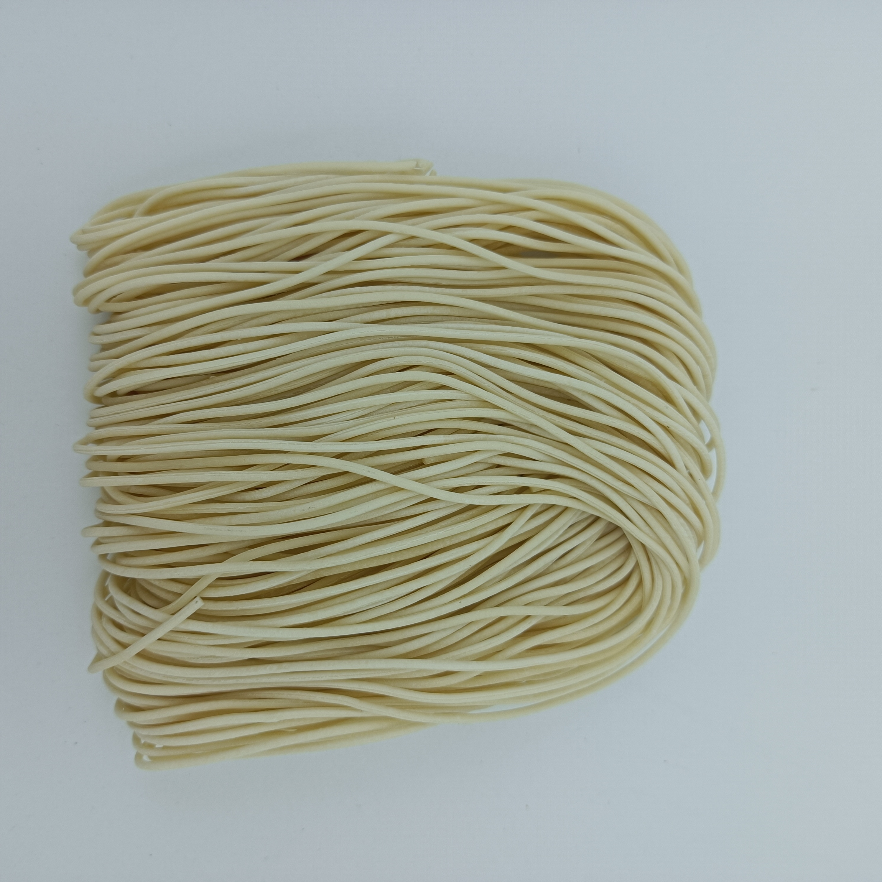 Chow mein macarrão crocante